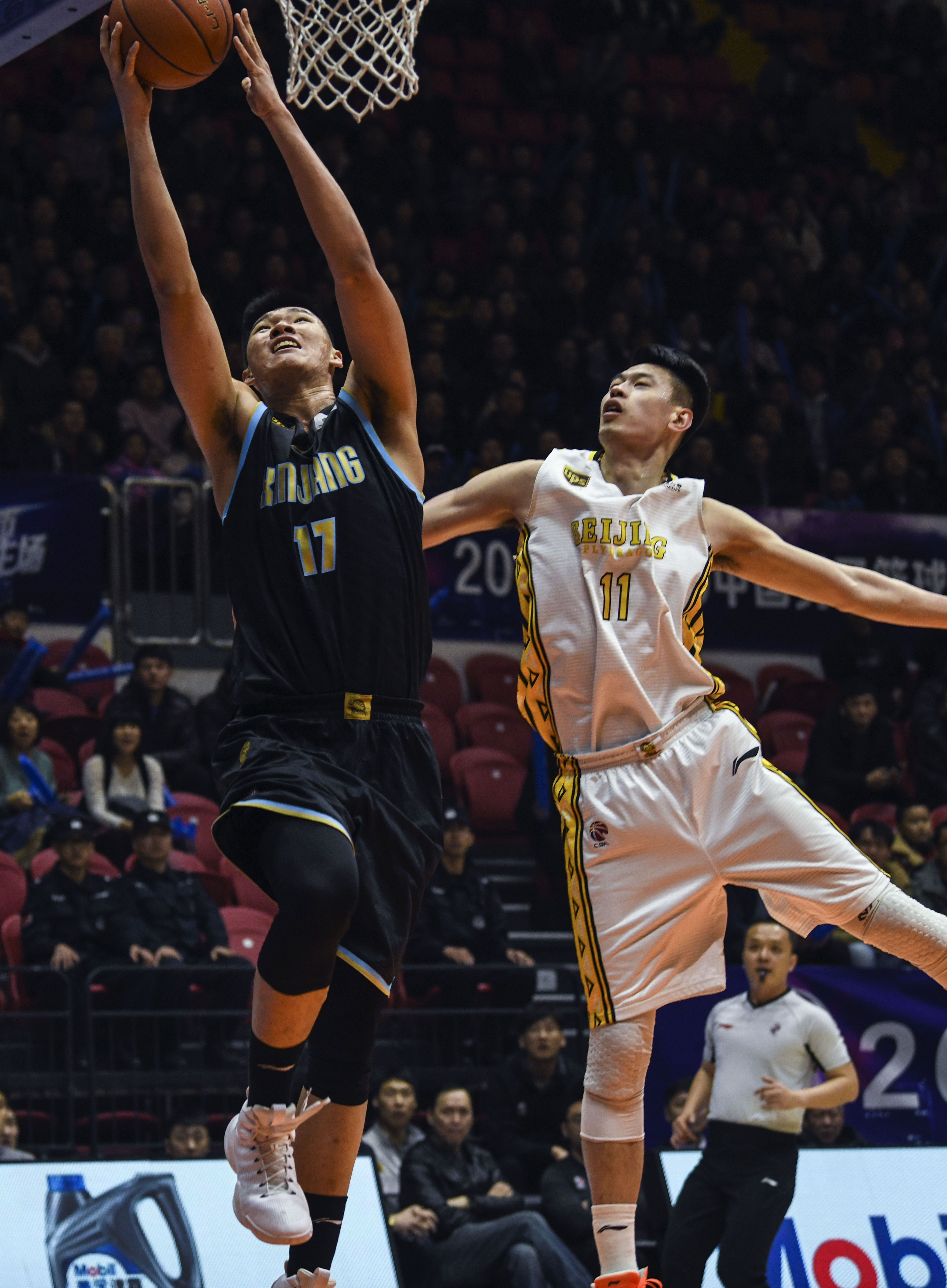 阵容中保留 阵容中保留