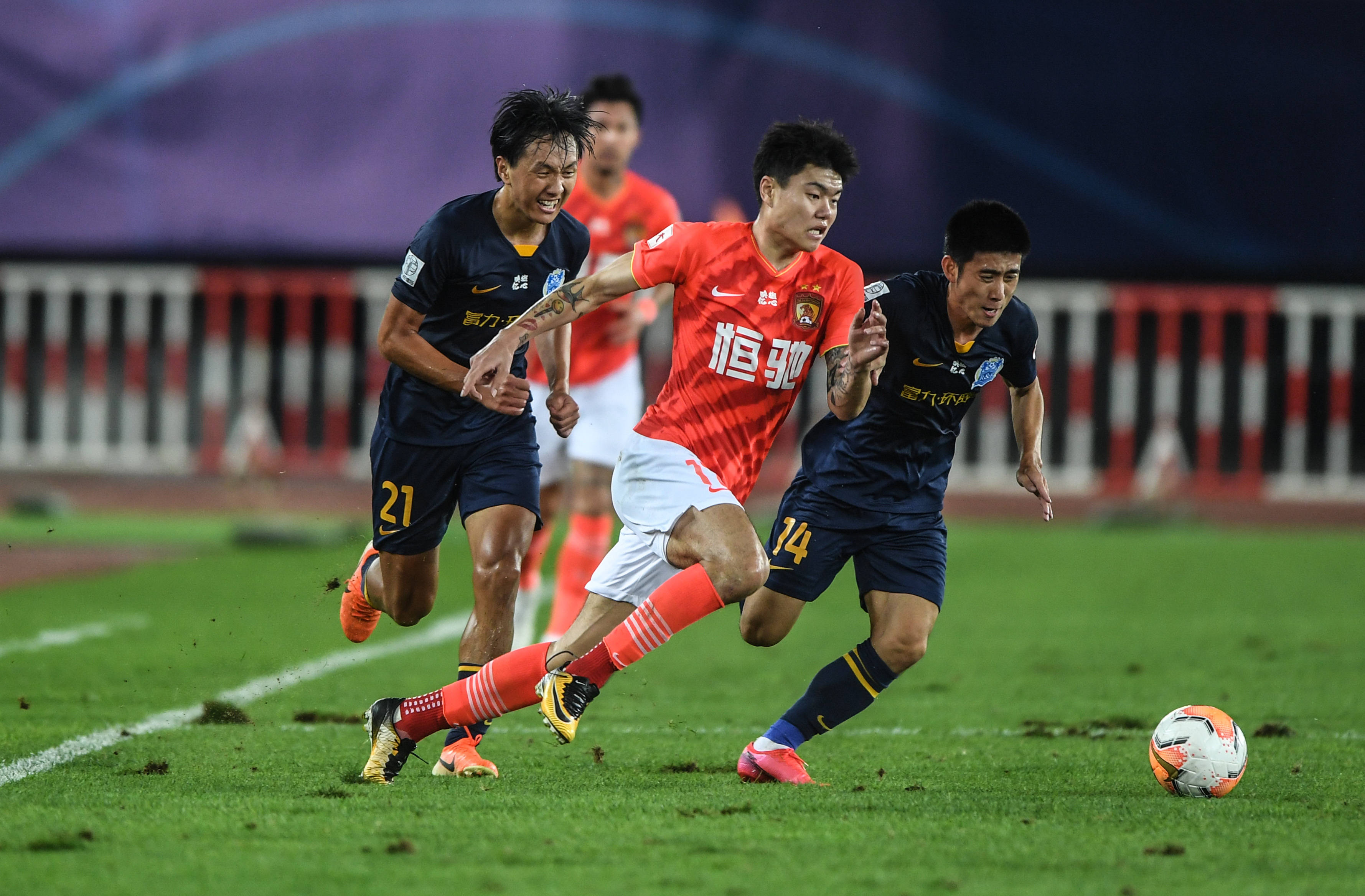 他的体能与 他的体能与