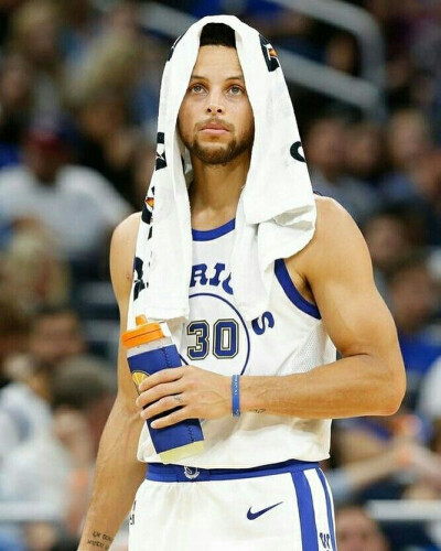 早年内马尔 早年内马尔